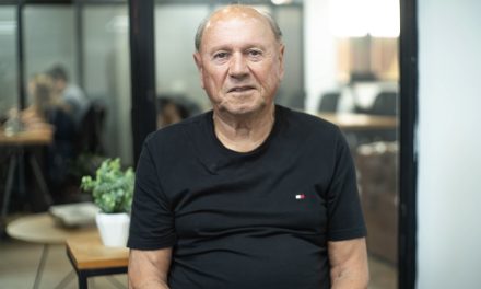 OMAR LARROSA: “JUGAR UNA FINAL DEL MUNDIAL ES INEXPLICABLE”