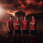 FORJADA EN EL INFIERNO:  PUMA Y EL ROJO PRESENTAN SU NUEVA CAMISETA TITULAR